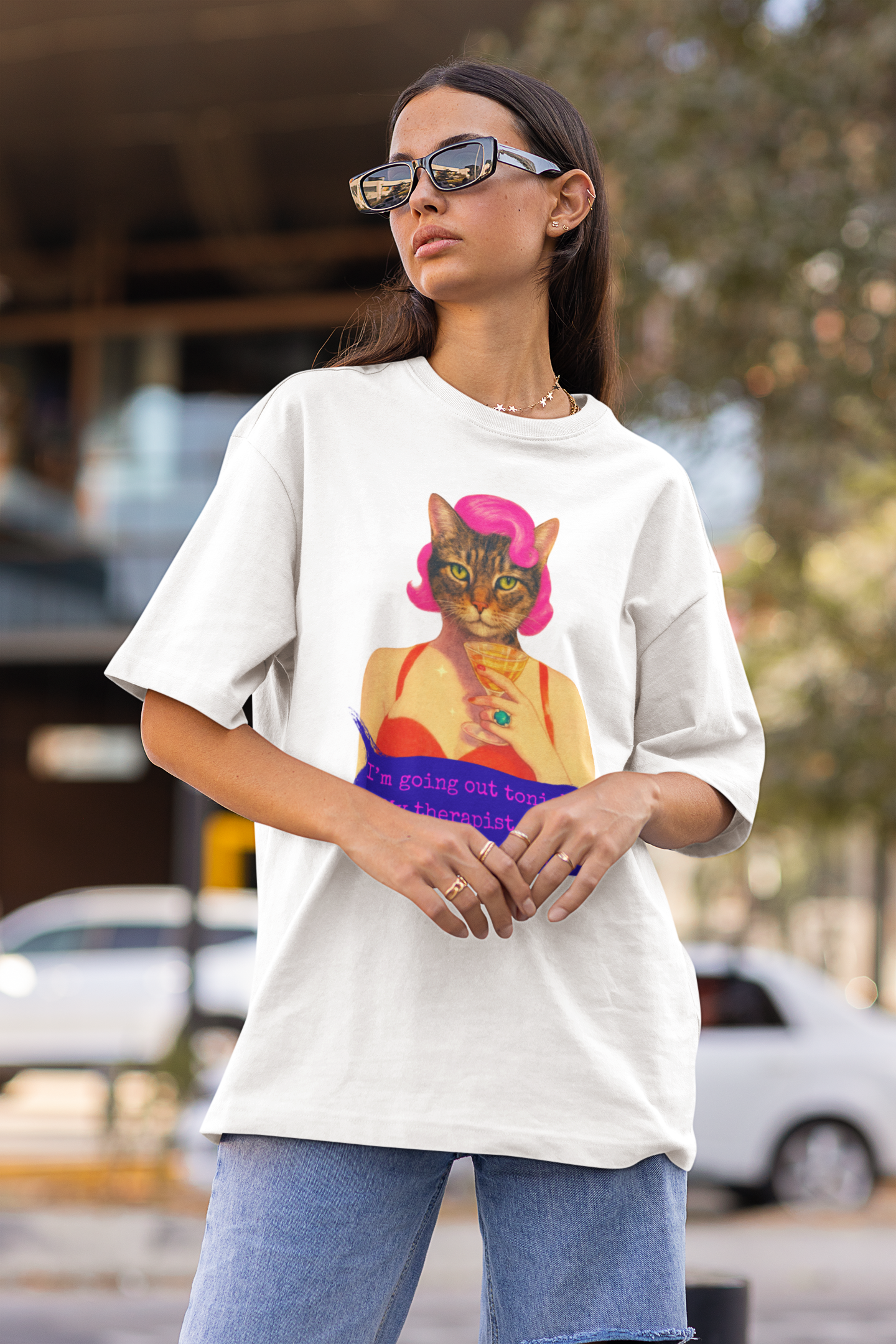 Sarcastic Oversized Shirt Therapist Quote Going Out Chaos