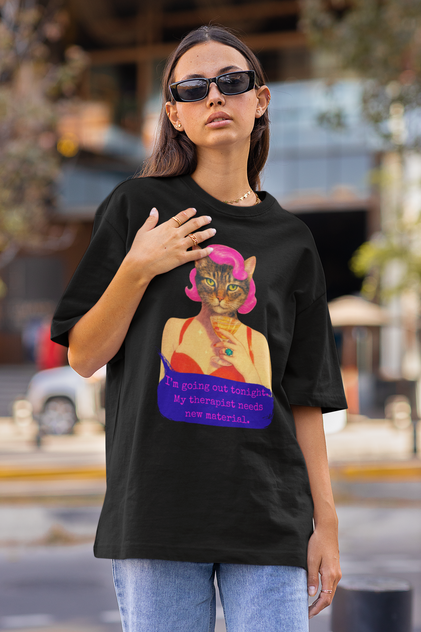 Sarcastic Oversized Shirt Therapist Quote Going Out Chaos